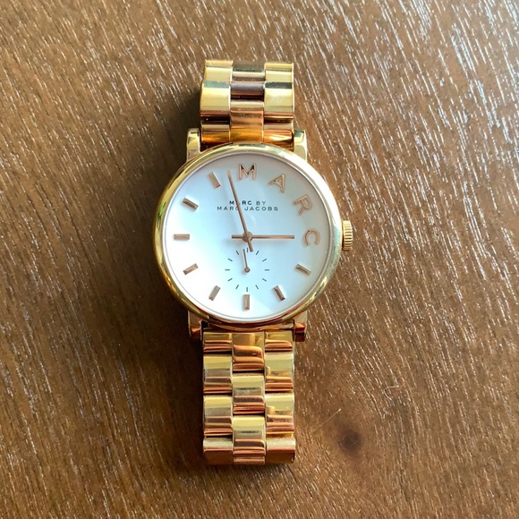 Marc Jacobs Accessories - Marc Jacobs Rose Gold Watch - great condition